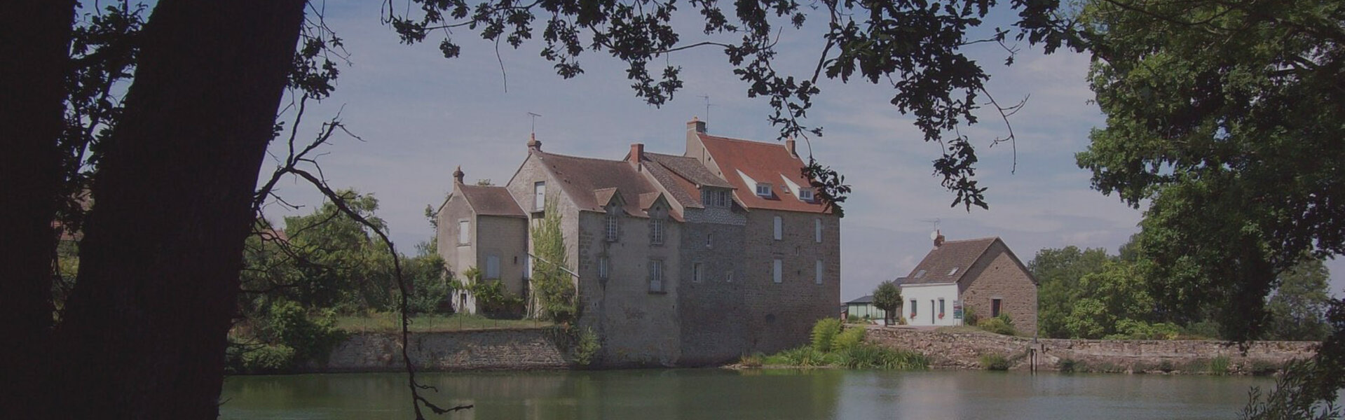 Sites touristiques autour de Châtelus