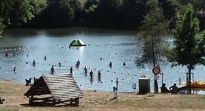 Baignade surveillée lundi 15 août au Plan d'eau de la Roussille 